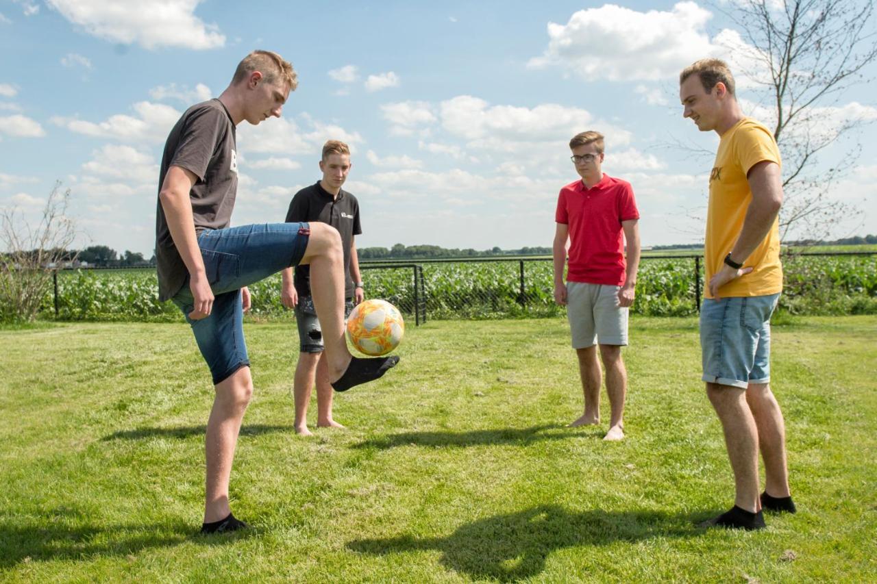De Berenshoeve Emmen Buitenkant foto